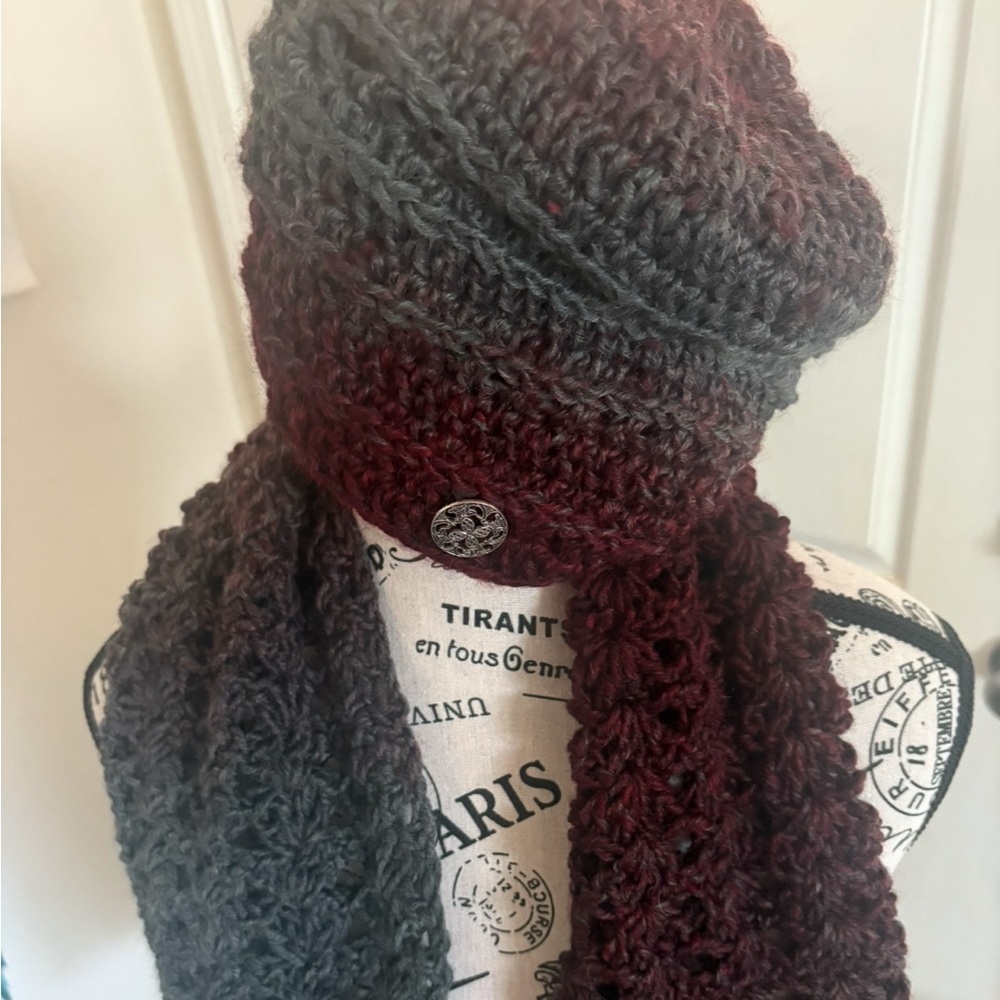 Hat and scarf set - wool blend